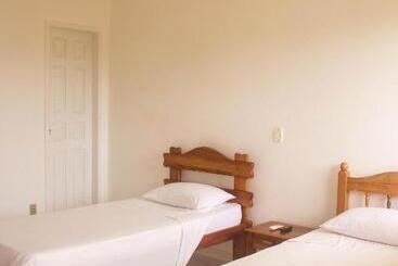 פנסיון Pousada Pau Brasil