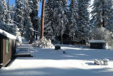 Crater Lake Gateway Rocky Point Resort