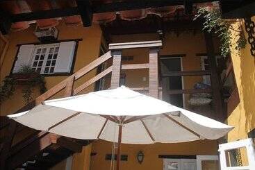 پانسیون Aquarius Osteria