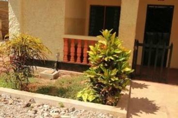 Пансион Diani Travelers Guest House