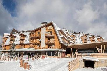 Apartment For 4 Persons At Lux