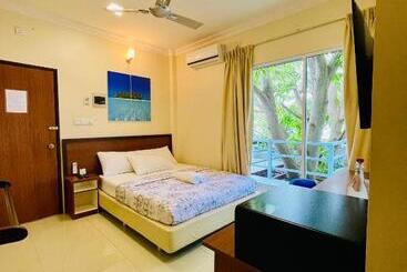 بنسيون Hulhan Gu Lodge