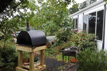 פנסיון Purple Hen Country Lodge