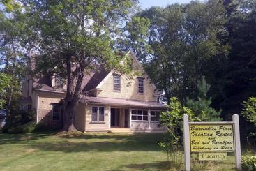 Bulwinkles Place B&b