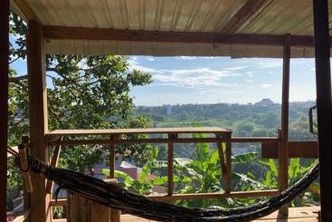 هاستل Tree Lodge Banlung
