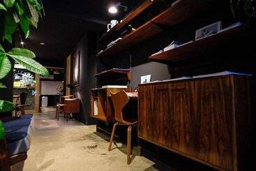 بنسيون Guesthouse Hostel Mangetak ゲストハウス マングタック広島