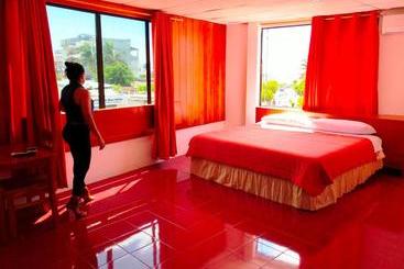 پانسیون Hostal Muyuyo