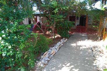 بنسيون Vibushan Guest House