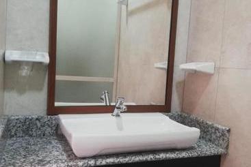 پانسیون Hostal Villamil