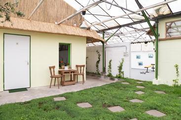 پانسیون Rastlinky.sk Greenhouse Guestrooms