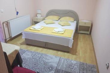 پانسیون Guesthouse Ines