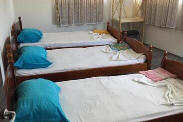 ペンション Villa Dede Nikolla