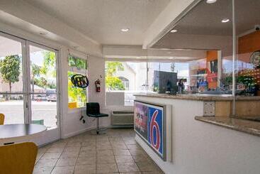 Motel 6 san Bernardino, Ca  Downtown