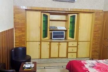 پانسیون Karachi Motel