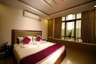 הוסטל Nexstay Glitz Inn