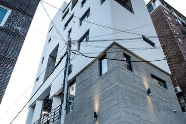 پانسیون Morning Dew Guesthouse