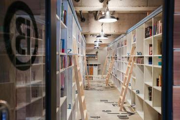 פנסיון Bnbplus Niigata Book Inn