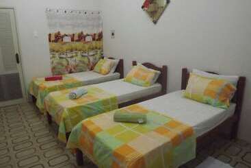 ペンション Pousada Marinah