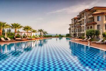 Burgas Beach Resort Apartments
