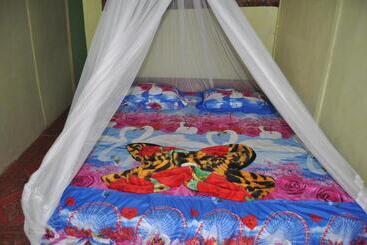 펜션 Fun Family Guest House N Jungle Tour