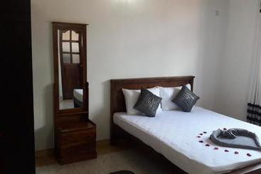 پانسیون Lassana Villa
