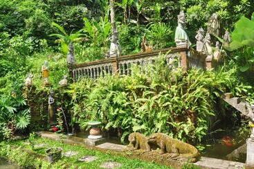 Отель Bali Jungle Resort