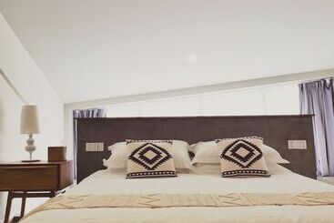 酒店 Inside House Shaoxing