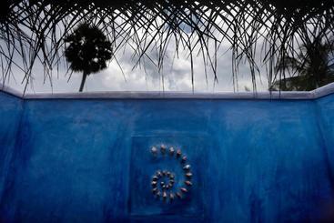 استراحتگاه The Villa Kalpitiya