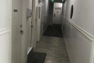 فندق صغير Warfield