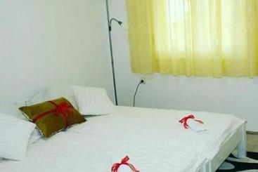 پانسیون Apartment R&m