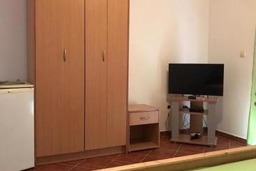 پانسیون Guesthouse Mb Knezevic