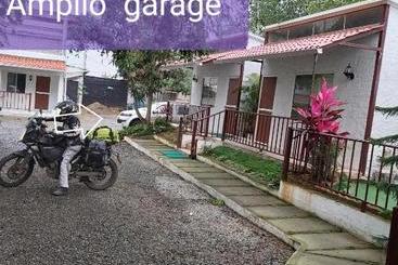 پانسیون Hostal Gualingo