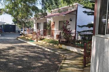 پانسیون Hostal Gualingo