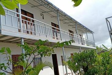 הוסטל Mom S Kitchen In The Village