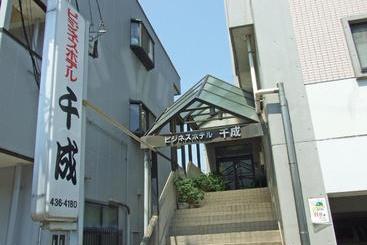 ホテル Business Sennari