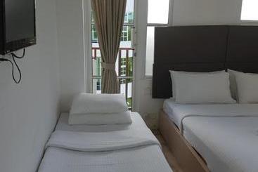 پانسیون Express Inn At Hulhumale