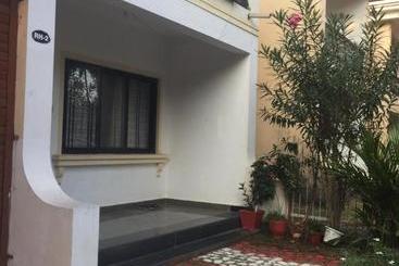 膳宿费 Rosvilla Guest House