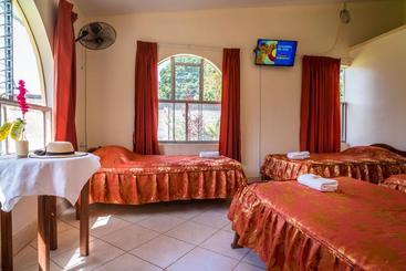 هاستل Goinn Tarapoto