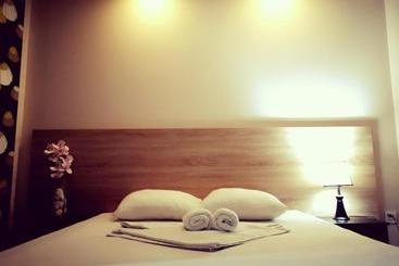 پانسیون Sleep&go Guest House