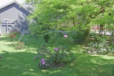 Mulberry House B&b