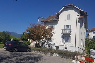 بنسيون Casa Carmela