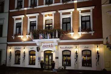 هتل Avenida Park