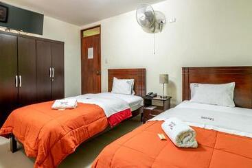 پانسیون Hostal Florida