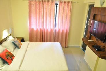 ホテル Le Pension Daman