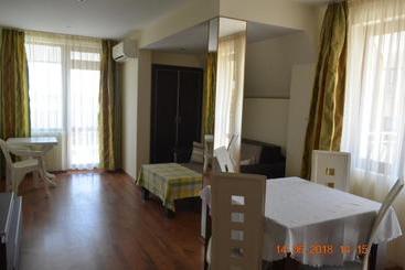 פנסיון Guesthouse Opal