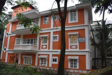 Pensão Skyview Villa