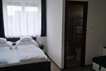 פנסיון Szabó Vendégház