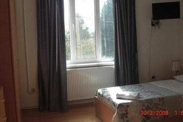 پانسیون Villa House Georgia