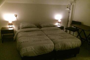 هتل De Distelhoeve