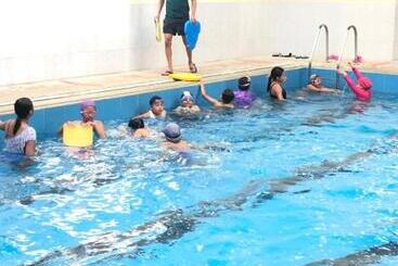 پانسیون Hostal Y Complejo Recreacional La Playita De Monse